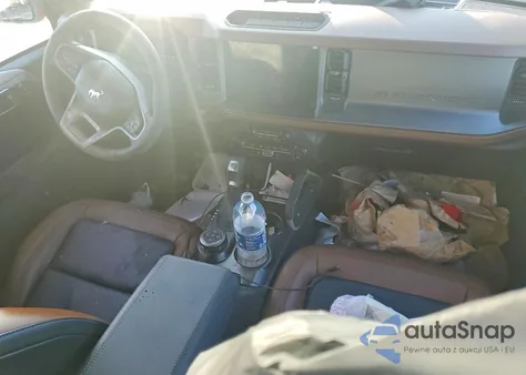 2024 Ford Bronco Outer Banks z USA, uszkodzony, nr VIN 1FMEE8BP2RLA50681